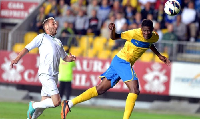 „Lupii“ vor toate cele trei puncte de la întâlnirea cu timişorenii. FOTO fcpetrolul.ro