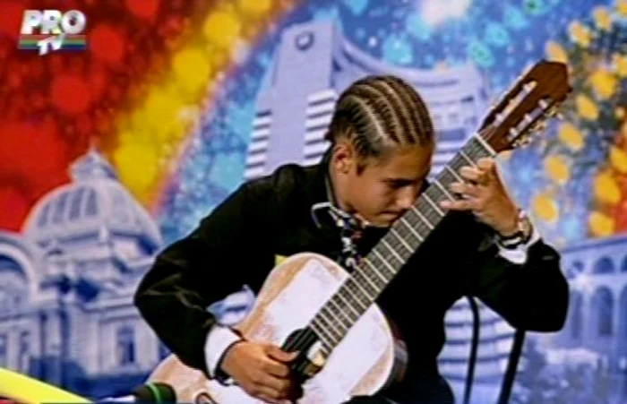 
    Radu Ionescu a uluit publicul şi juriul (Foto: captură video Pro TV)  