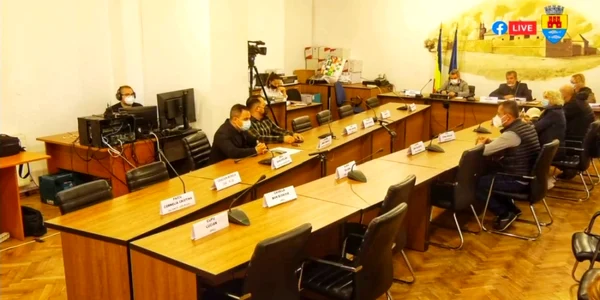 Primarul Gheorghe Sucaciu de la Făgăraş a cerut excluderea a 10 consilieri locali FOTO Primăria Făgăraş