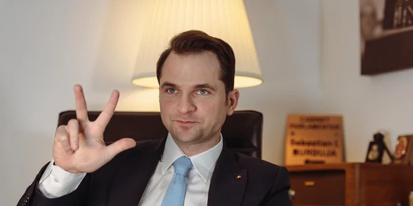 Sebastian Burduja fb jpg