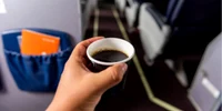 cafea in avion  istock jpg