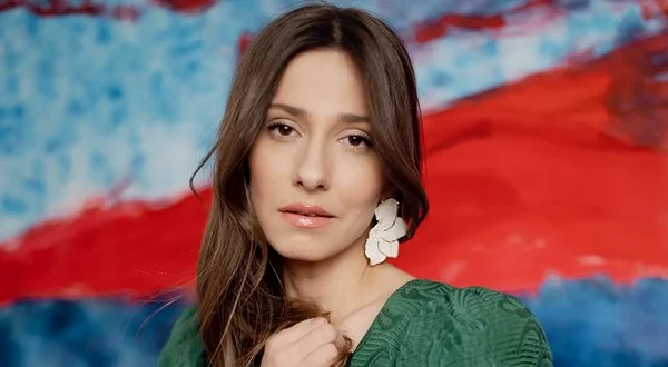 Dana Rogoz, schimbare fabuloasă de look!: «Îmi place la nebunie»