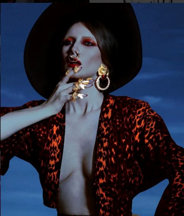 
    Iulia Albu este jurat la ~Bravo, ai stil~Instagram  