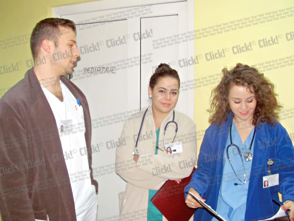 Amir, Fatima și Nargis și-au serbat majoratul în România
