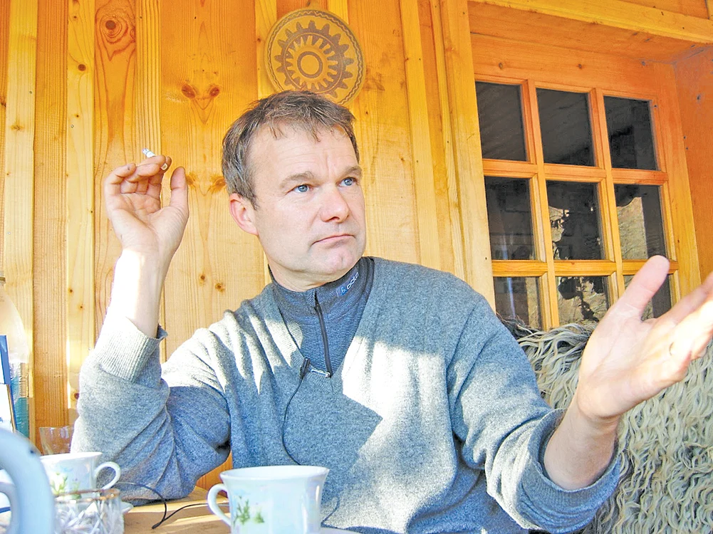 Bert Schumann se află în România din 2003