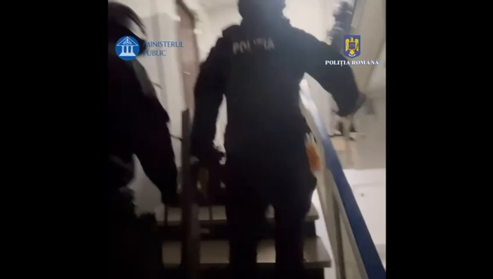  Cum a încercat un individ să intre într-un apartament de pe Calea Victoriei cu o „cheie mincinoasă”
