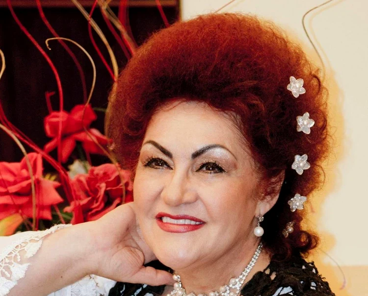 Elena Merișoreanu. 