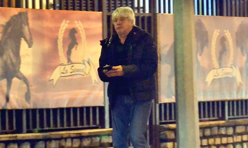 În prezent, actorul s a îngrăşat cu câteva kilograme şi a făcut un pic de burtică jpeg