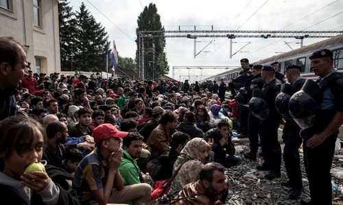 „Europenii suferă consecinţele a ceea ce n au făcut“   interviu cu sociologul Adam BACZKO jpeg