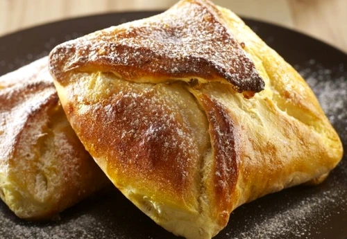 poale n brau cu branza dulce si stafide jpeg
