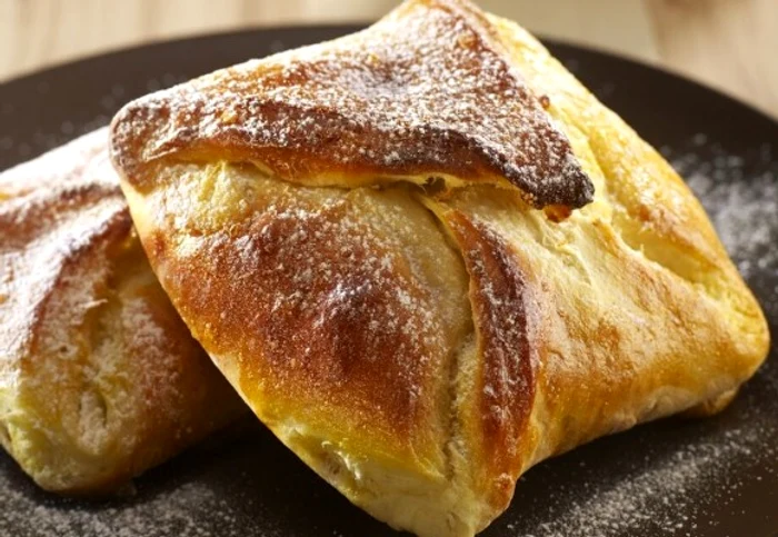 
    Cele mai bune plăcinte sunt cele preparate dupa vechea rețetă moldoveneascaclickpoftabuna.ro  