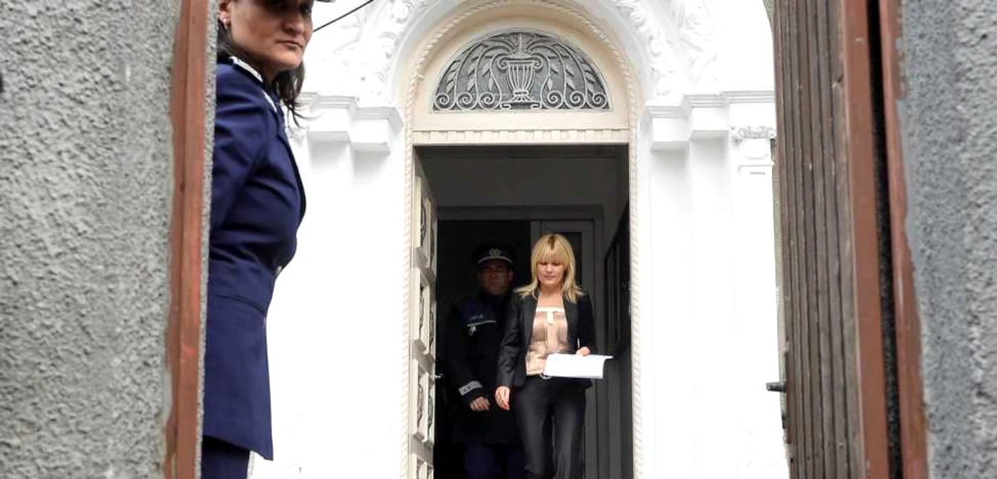 Elena Udrea este cercetată sub control judiciar în dosarul „Microsoft” FOTO Mediafax