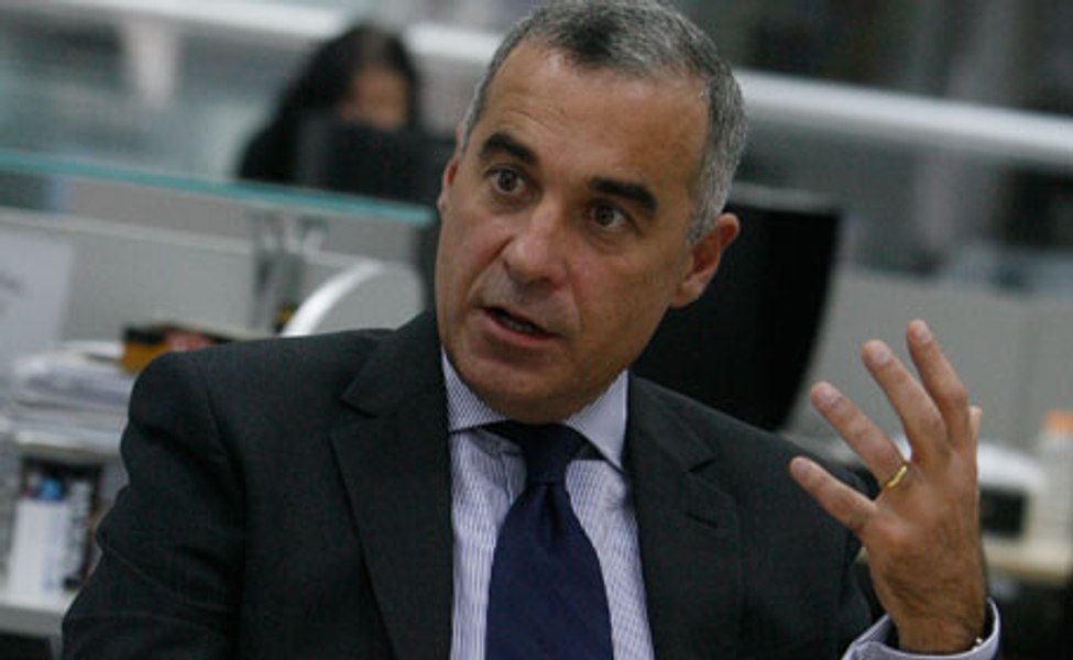 Călin Georgescu a ajuns secretar de stat, în 1997, printr-un concurs măsluit. A ieșit pe locul doi, dar i-a fost schimbată nota