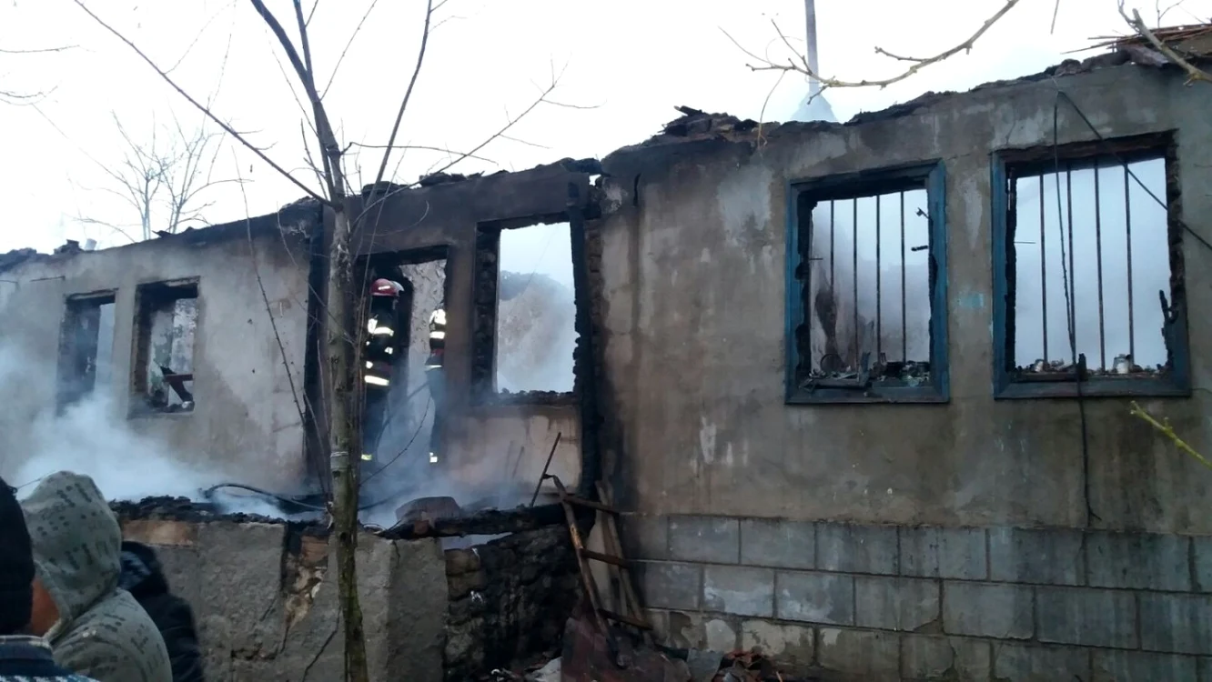 Pompierii au descoperit cadavrul unui bărbat de 60 de ani                            FOTO ISU Dobrogea