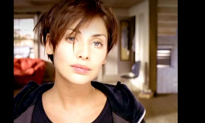 Natalie Imbruglia crop hairstyle jpeg