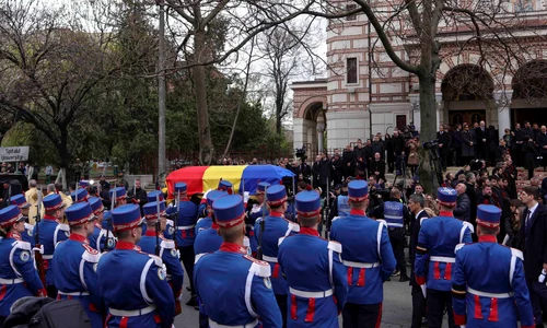 FUNERALII LUCESCU 05 FOTO INQUAM Photos Octav Ganea