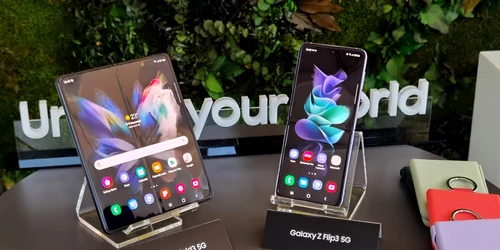 Pliabile Samsung Galaxy Z Fold3 5G si Galaxy Z Flip 3 5G FOTO Adrian Pogîngeanu