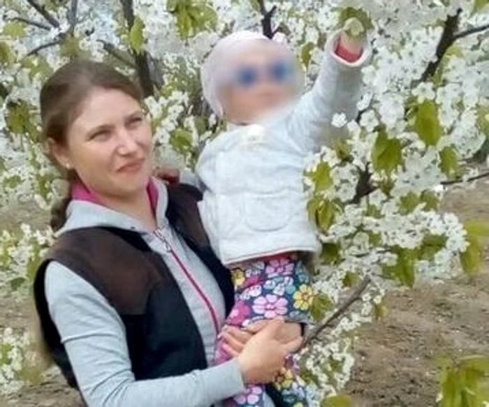 
    Tânăra se numea Elena Mitocariu și avea o fetiță de doar câțiva ani  