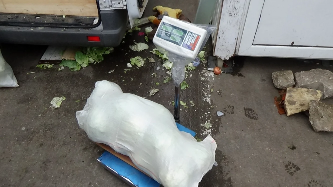 Unul dintre cântarele măsluite FOTO Poliţia Locală Galaţi