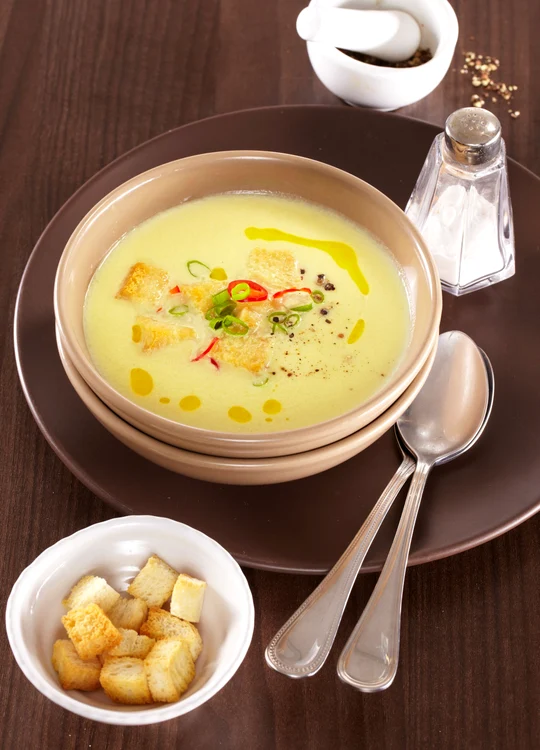 
    Supă cremă de păstârnac  