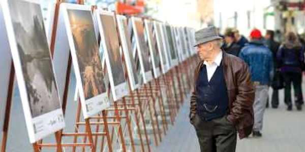 Timişorenii pot admira fotografiile până pe 22 noiembrie. Foto: Sebastian Tătaru