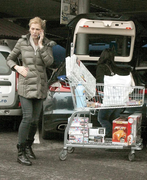 Alina Borcea este extrem de activă, ea devenind stâlpul familiei de când soțul a fost arestat. Peste cinci luni, ea va deveni din nou mămicăFoto: Click!