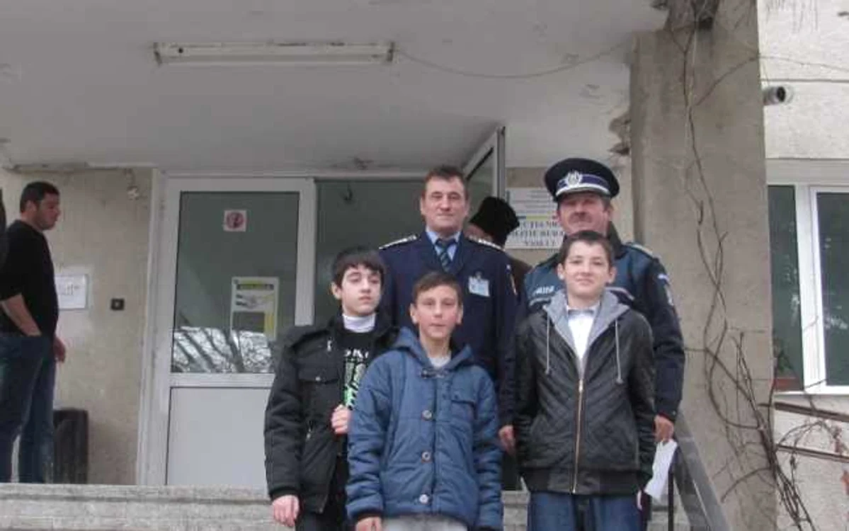 Trei dintre elevi vor să devină poliţişti FOTO: Ionuţ Balaban