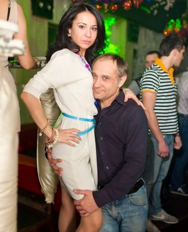 Rusoaicele frumoase foc.. nu au gusturi la bărbaţi