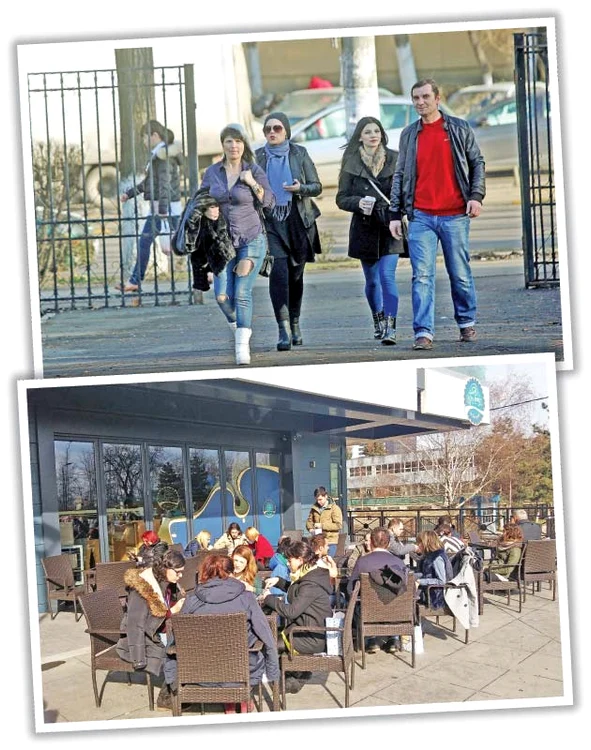 După o plimbare în parc,  tinerii s-au oprit să bea  o bere la terasă