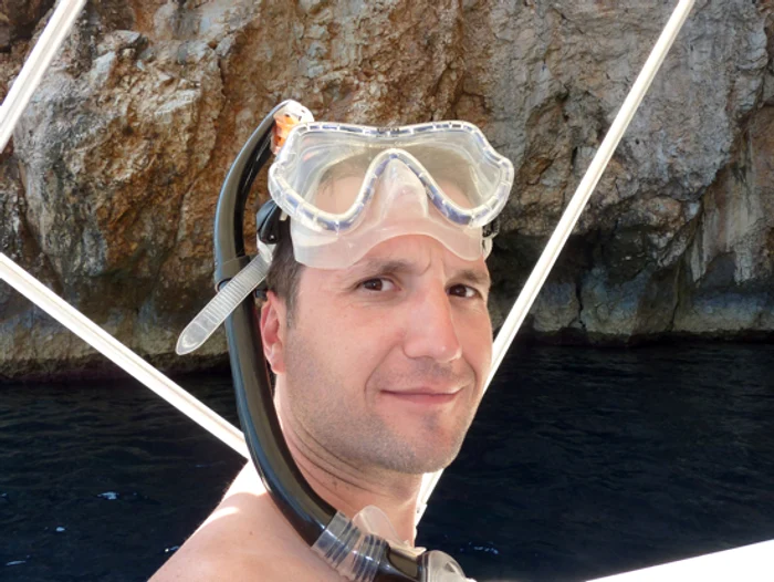 
    Andi Moisescu (foto:andimoisescu.ro)  