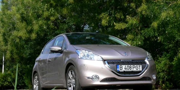 Noul Peugeot 208