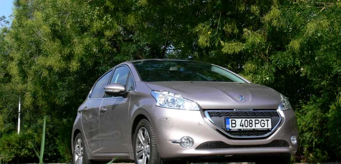 Noul Peugeot 208