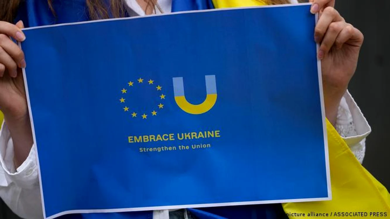UE