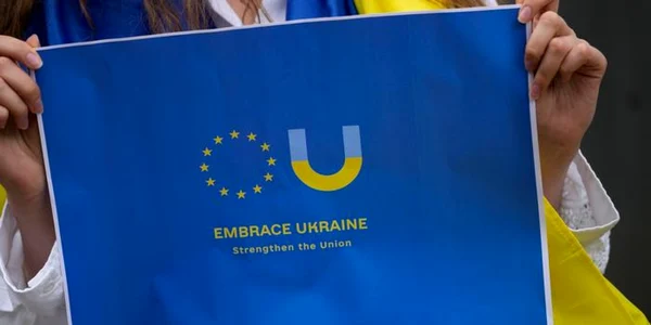 UE