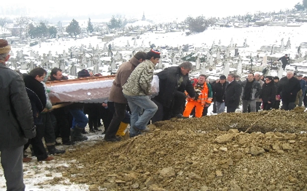 Înmormântările se scumpesc de anul viitor 