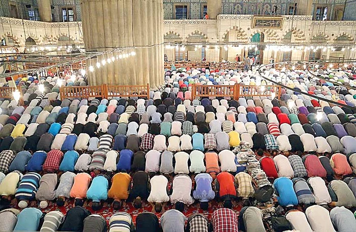 În Capitală, copiii români şi cei turci s-au întâlnit la Şcoala Internaţională şi au primit daruriFoto: Zaman.ro