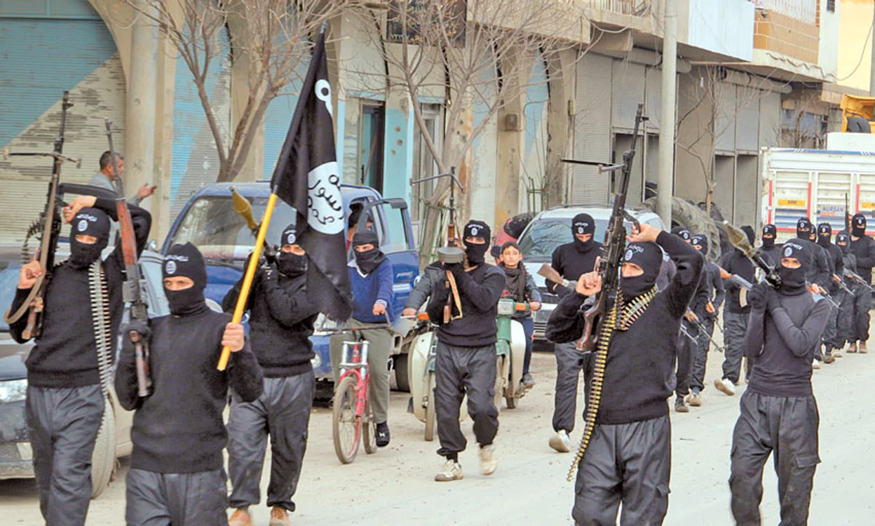 Membrii organizației teroriste au pus stăpânire pe mare parte din Irak și din Siria