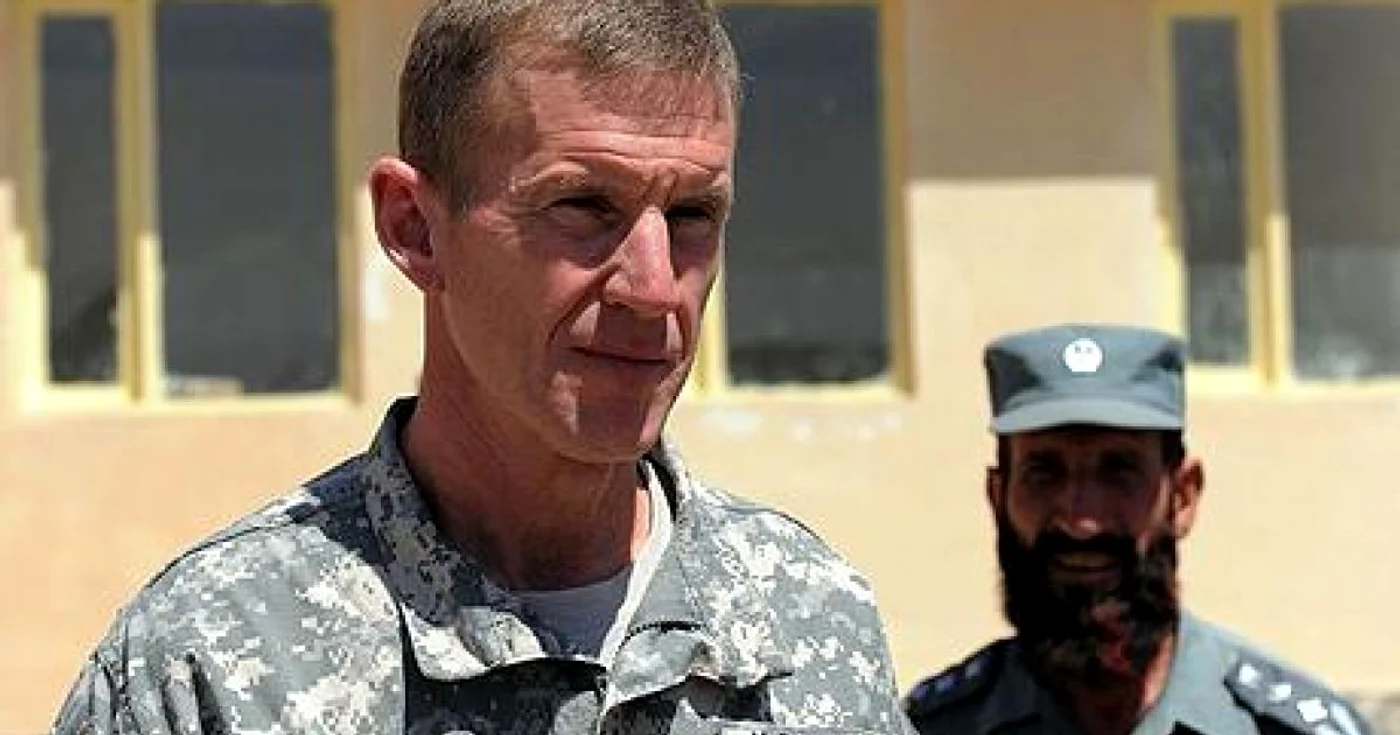 Comandantul trupelor americane şi NATO din Afganistan, Stanley McCrystal