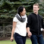 Mark Zuckerberg si sotia Priscilla Chan  Foto EPA EFE jpg