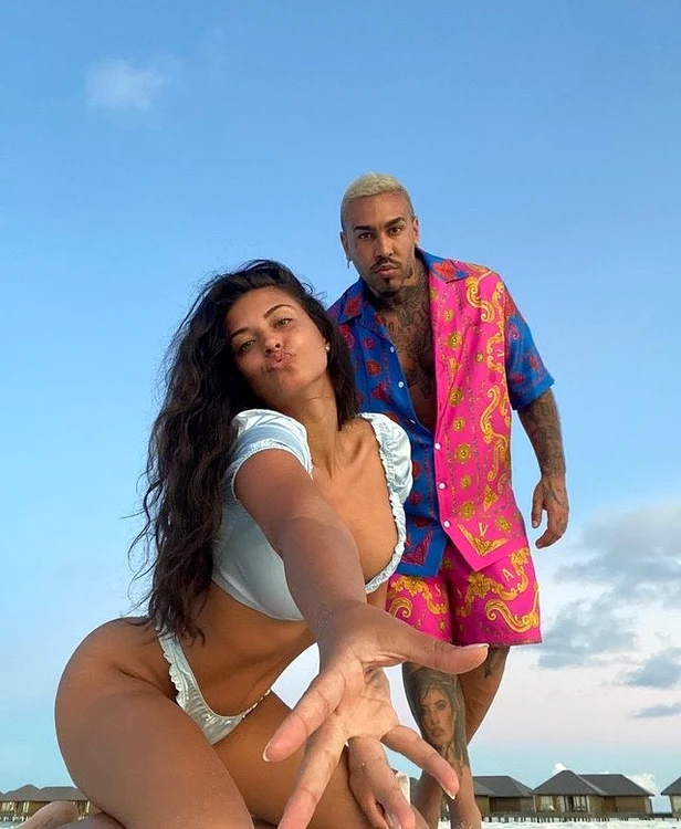 Antonia şi Velea  vor deveni părinţi  în ianuarie 2015