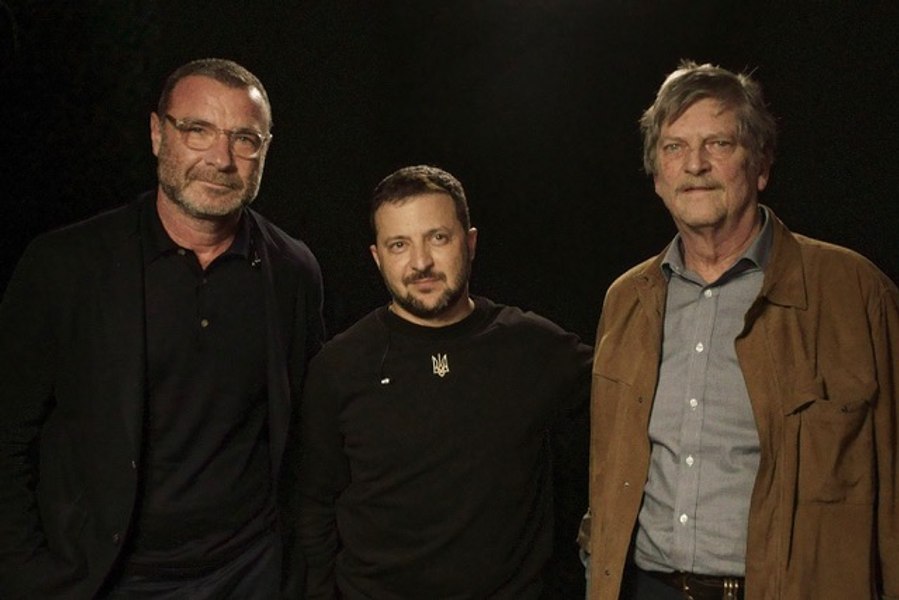 Astra Film debutează cu premiera mondială a unui film-eveniment despre Volodimir Zelenski