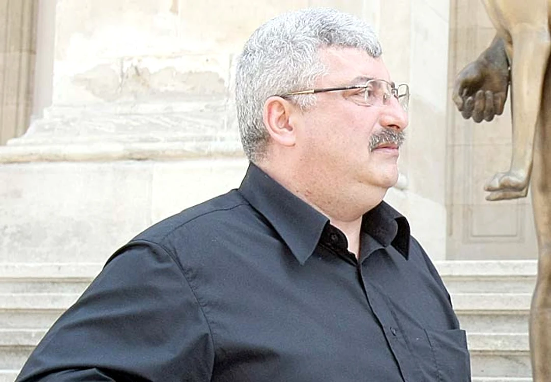 
    Silviu Prigoană  