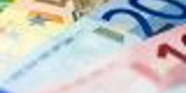 teanc euro foto SHUTTERSTOCK