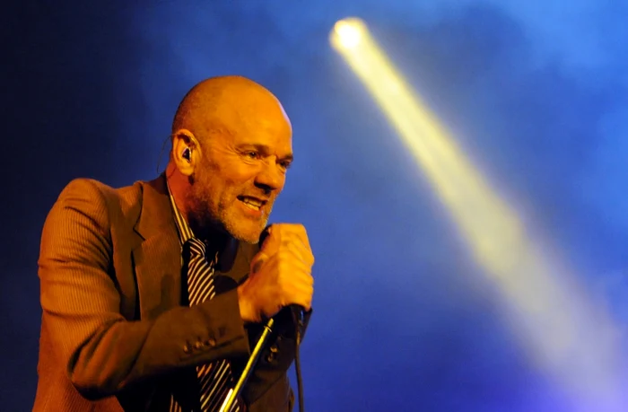 Michael Stipe, solistul REM FOTO AFP