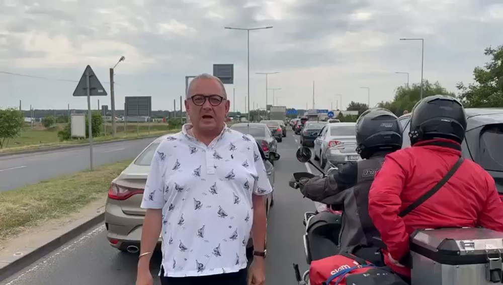 Aglomerație de Rusalii. Cozi infernale la graniță: peste 200.000 de oameni au trecut frontiera în ultimele 24 de ore VIDEO