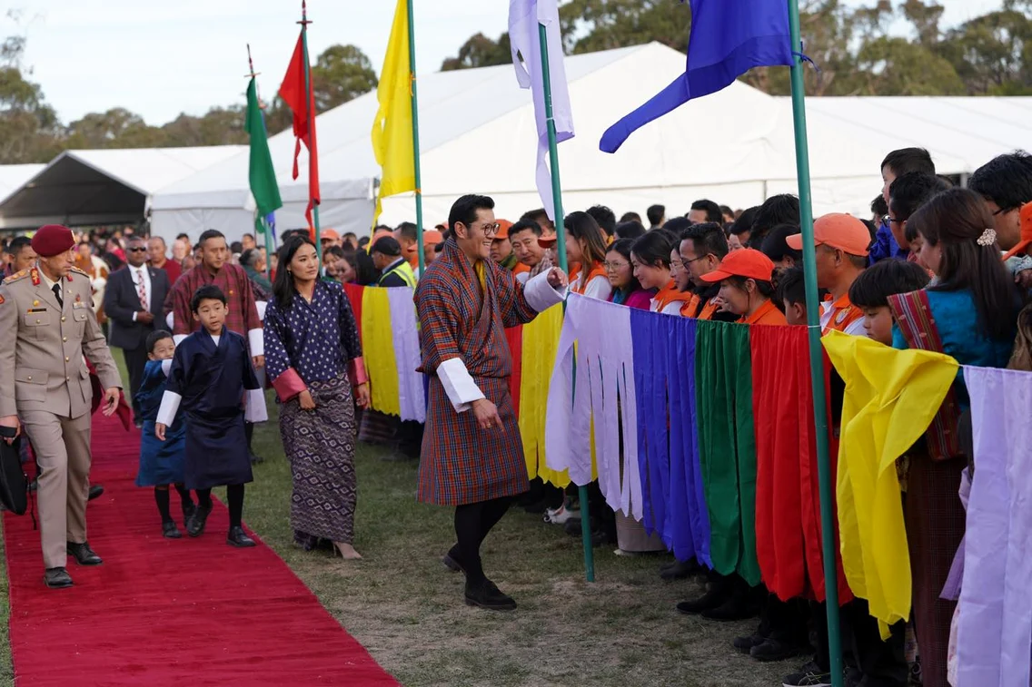Regele Jigme Khesar Namgyel Wangchuck al Bhutanului a vizitat Australia cu Regina Jetsun Pema și prinții Jigme Namgyel, Ugyen Wangchuck și Sonam Yangden. FOTO: Casa Regală din Bhutan