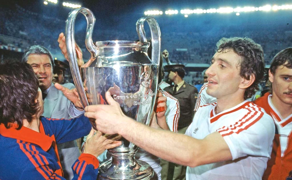 În 7 mai 1986, Ilie Bărbulescu a ținut în brațe Cupa Campionilor EuropeniFoto: Guliver/ Getty Images