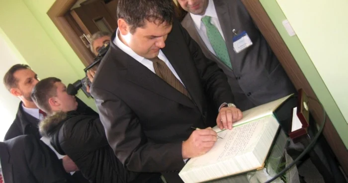 Ministrul Sănătăţii a fost impresionat de investiţia de la Târgu Mureş