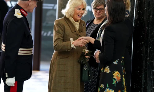 Regina Camilla în vizită la Galeria de Artă Aberdeen, Getty (6) jpg