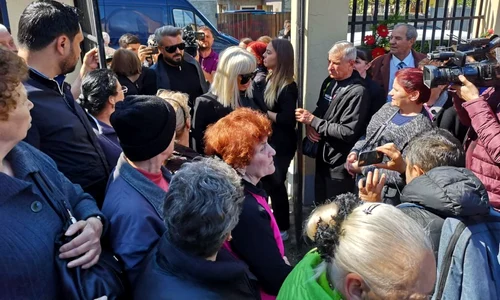 1 catalin botezatu inmormantare razvan ciobanu jpg jpeg